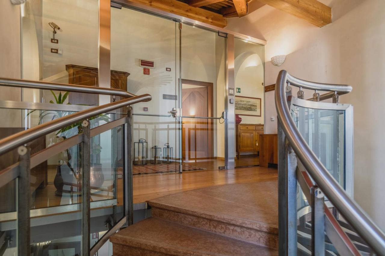 Le Camere Di Palazzo Bortolan Тревизо Экстерьер фото